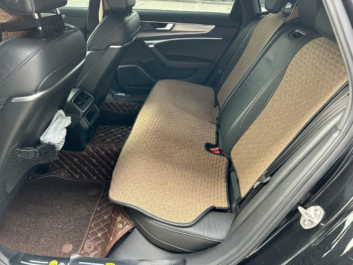 2019 Audi A6L 2.0T 190HP L4 7DCT,autocango,china used car exporter,china ev exporter,chinese used car exporter,chinese used ev exporter