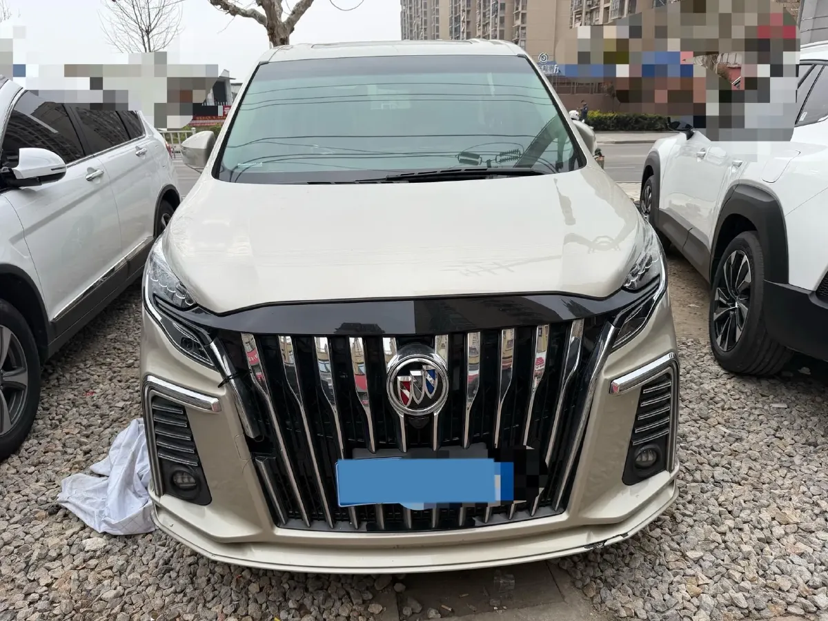 2022 Buick GL8 2.0T 237HP L4 9AT,autocango,china used car exporter,china ev exporter,chinese used car exporter,chinese used ev exporter
