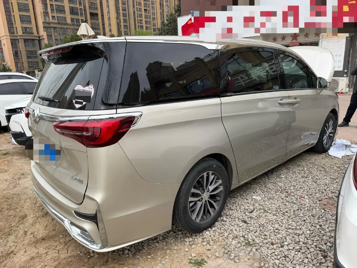 2022 Buick GL8 2.0T 237HP L4 9AT,autocango,china used car exporter,china ev exporter,chinese used car exporter,chinese used ev exporter