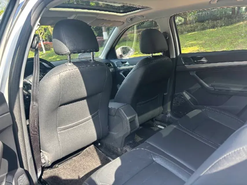 2017 Volkswagen Lavida 1.4T 131HP L4 7DCT,autocango,china used car exporter,china ev exporter,chinese used car exporter,chinese used ev exporter