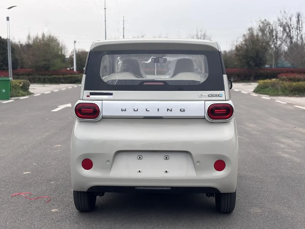2024 WuLing HongGuang MINI EV BEV 17.3KWH,autocango,china used car exporter,china ev exporter,chinese used car exporter,chinese used ev exporter