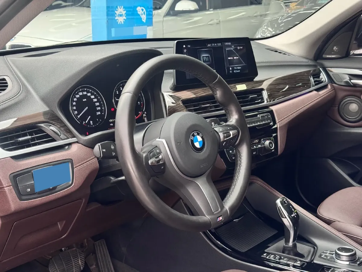 2021 BMW X1 2.0T 192HP L4 8AT,autocango,china used car exporter,china ev exporter,chinese used car exporter,chinese used ev exporter