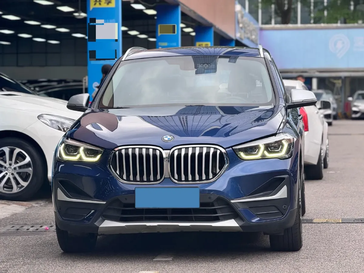 2021 BMW X1 2.0T 192HP L4 8AT,autocango,china used car exporter,china ev exporter,chinese used car exporter,chinese used ev exporter