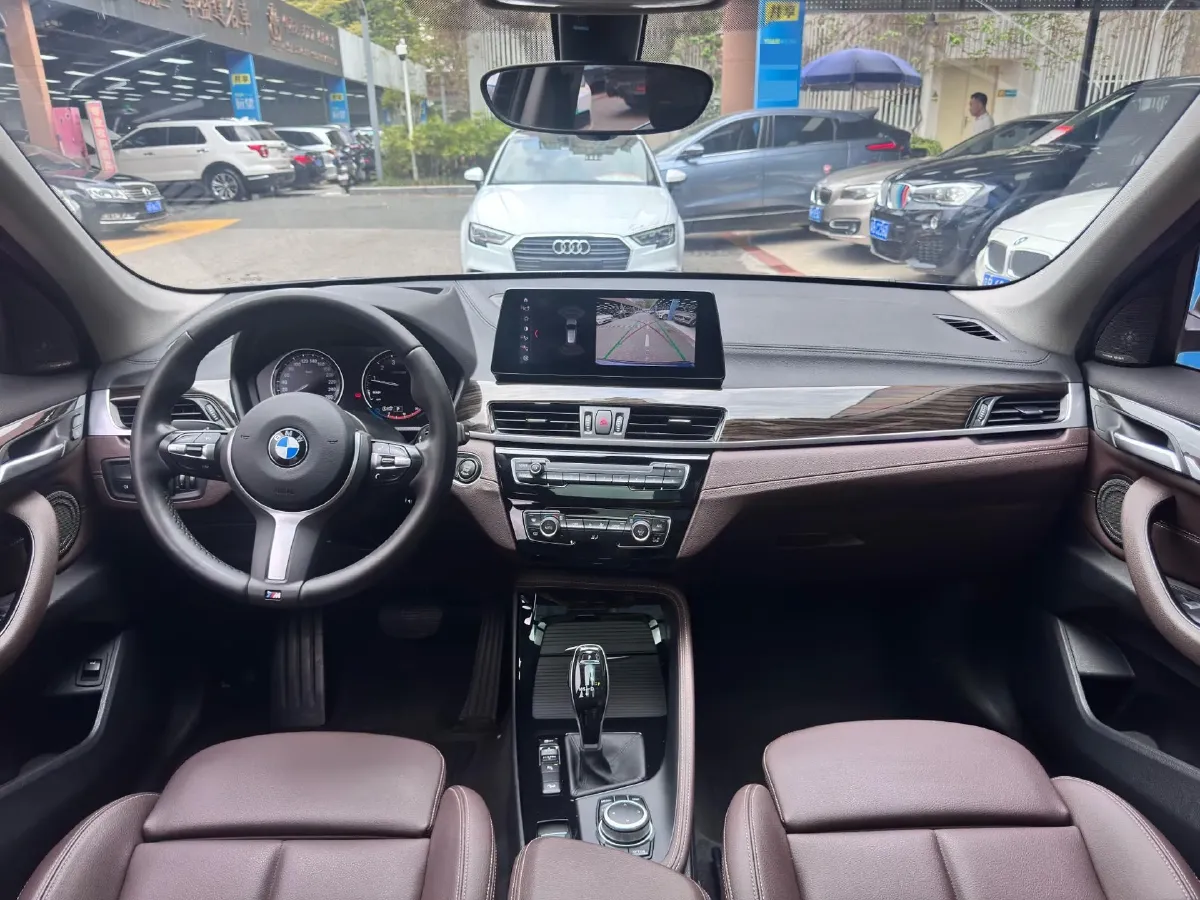 2021 BMW X1 2.0T 192HP L4 8AT,autocango,china used car exporter,china ev exporter,chinese used car exporter,chinese used ev exporter