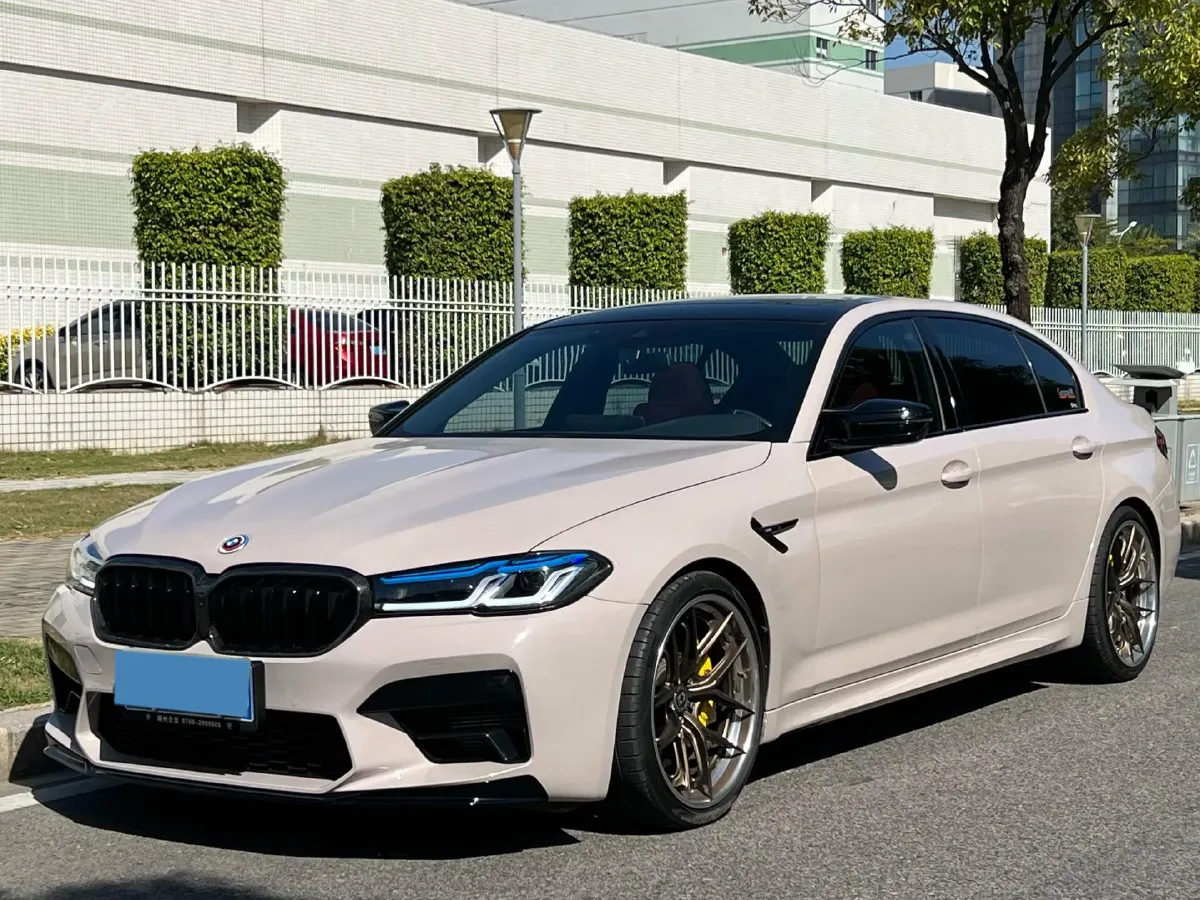 2021 BMW 5 Series 2.0T 252HP L4 8AT,autocango,china used car exporter,china ev exporter,chinese used car exporter,chinese used ev exporter