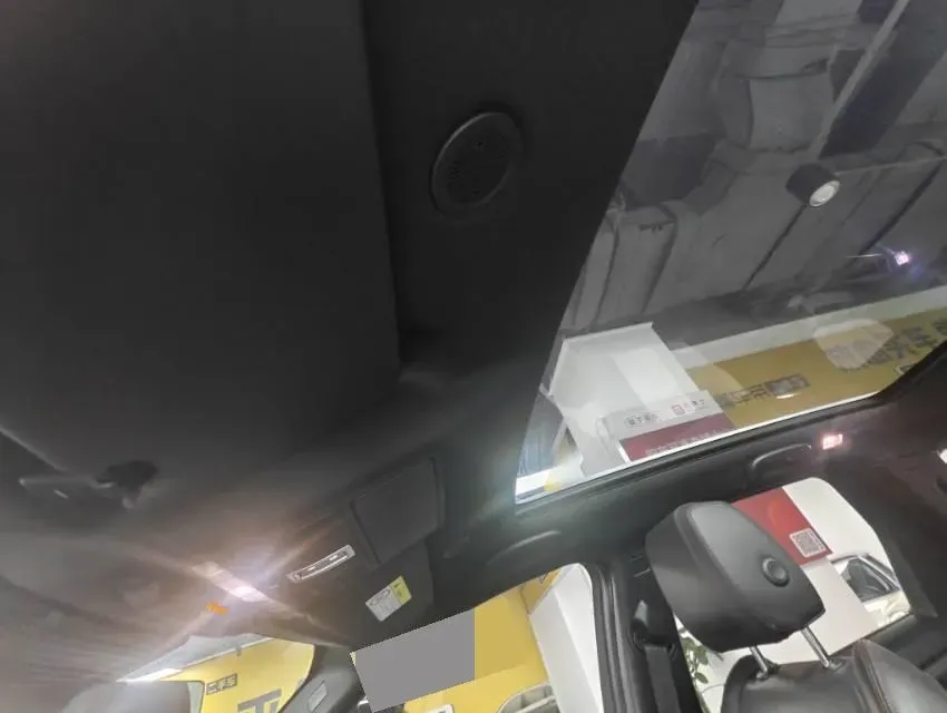 2021 Land Rover Discovery Sport 2.0T 249HP L4 9AT,autocango,china used car exporter,china ev exporter,chinese used car exporter,chinese used ev exporter