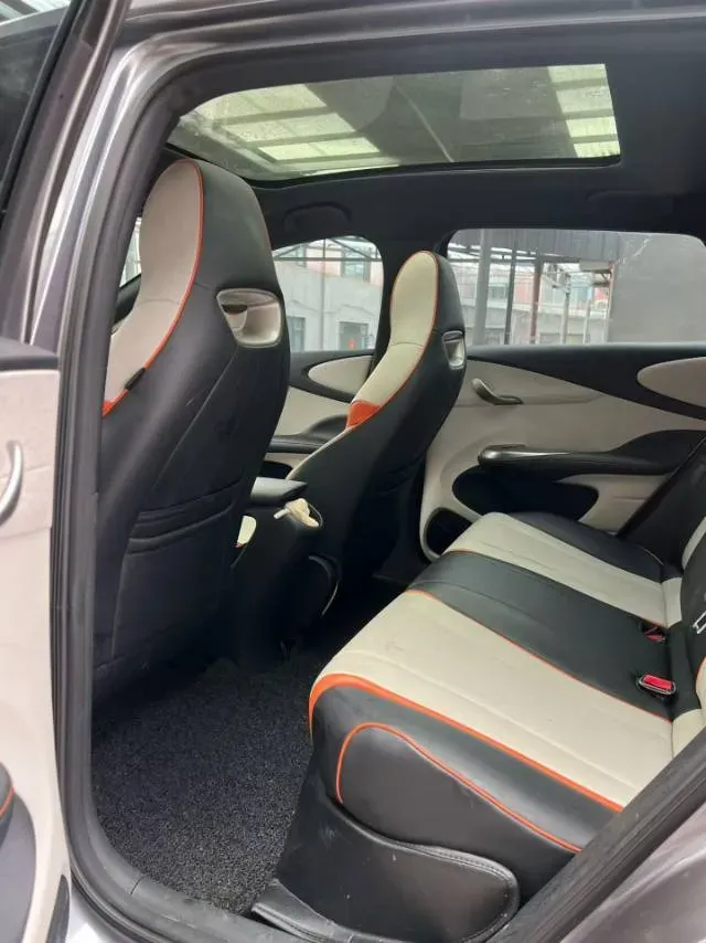 2021 Ford Escort 1.5L 122HP L3 6AT,autocango,china used car exporter,china ev exporter,chinese used car exporter,chinese used ev exporter