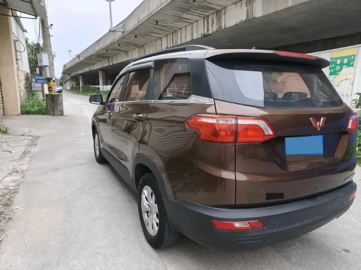 2018 WuLing HongGuang S3 1.5L 112HP L4 6MT,autocango,china used car exporter,china ev exporter,chinese used car exporter,chinese used ev exporter