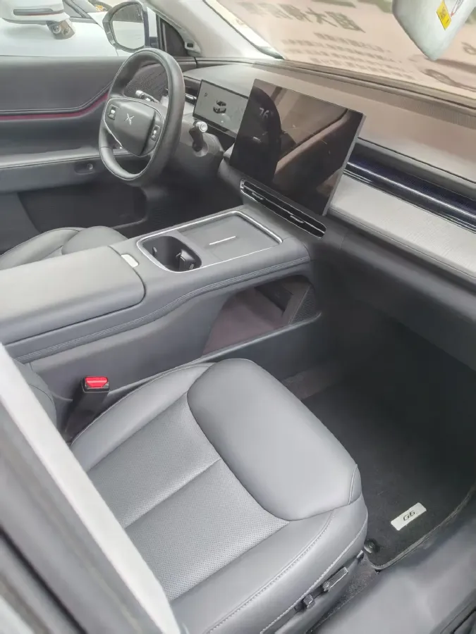 2025 Xpeng G6 BEV 68.5KWH,autocango,china used car exporter,china ev exporter,chinese used car exporter,chinese used ev exporter