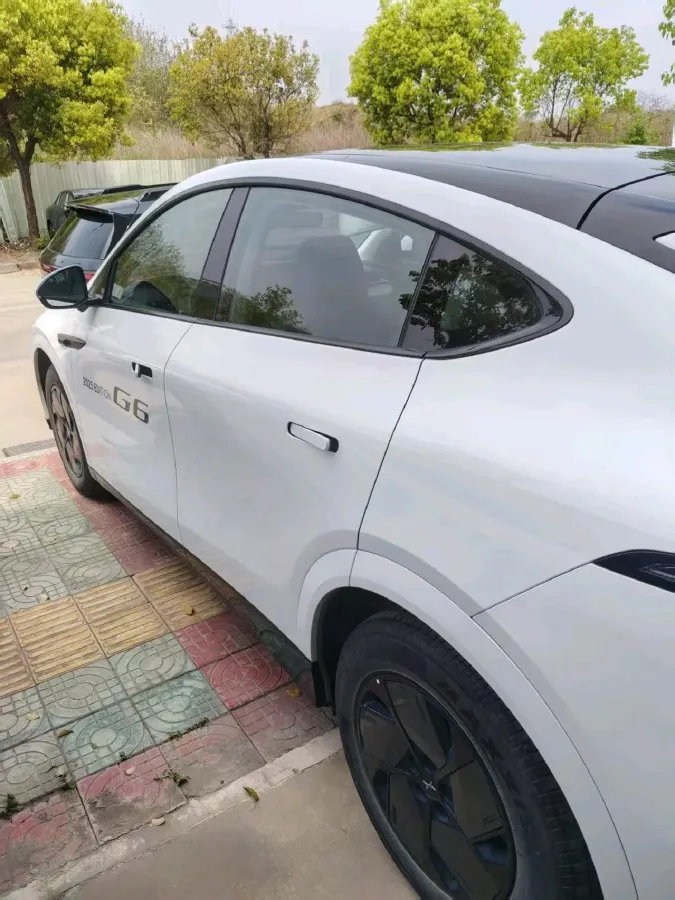 2025 Xpeng G6 BEV 68.5KWH,autocango,china used car exporter,china ev exporter,chinese used car exporter,chinese used ev exporter
