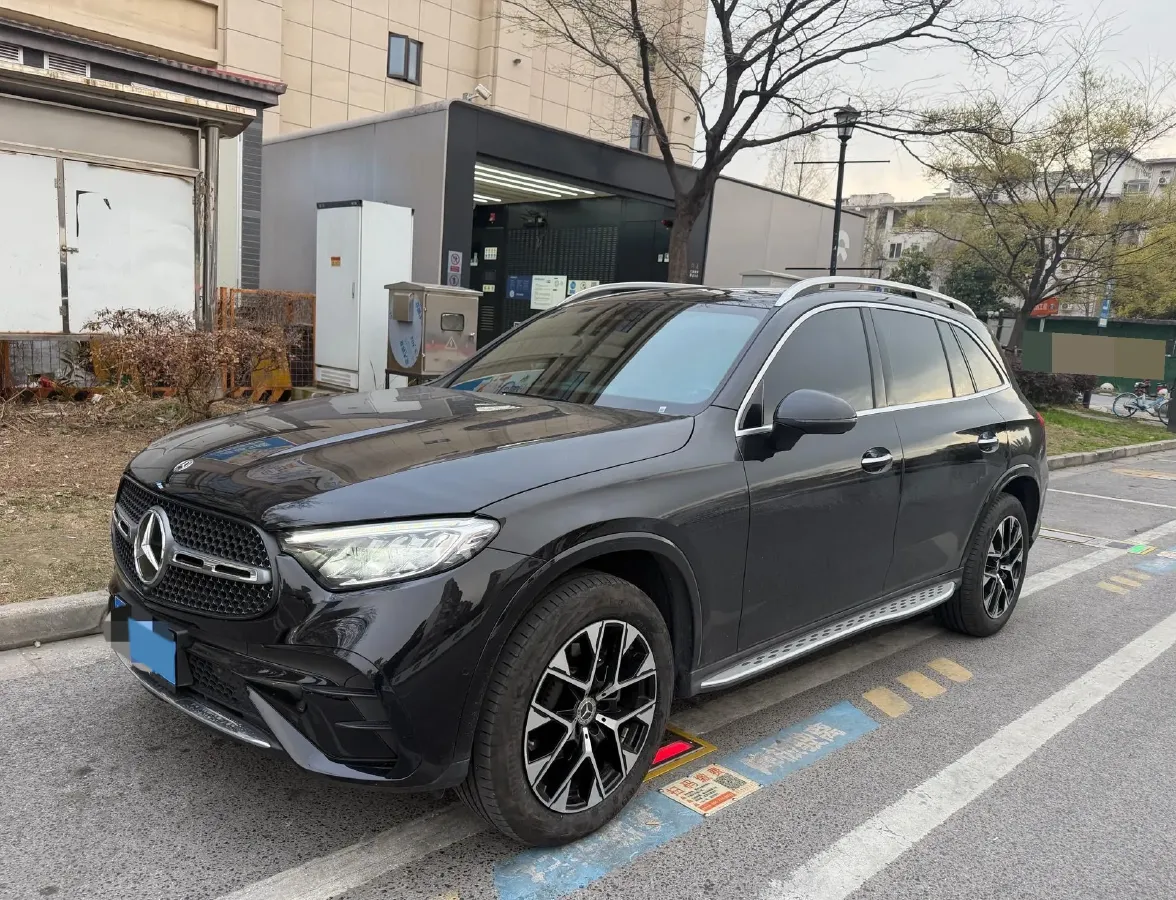 2023 Mercedes-Benz GLC Class 2.0T 204HP L4 9AT,autocango,china used car exporter,china ev exporter,chinese used car exporter,chinese used ev exporter