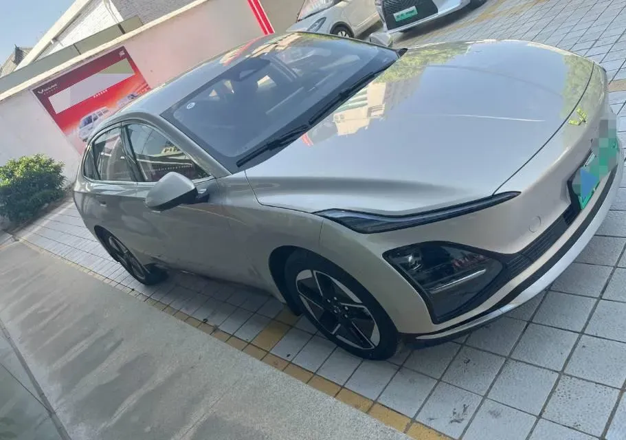 2024 WuLing XingGuang BEV 54.5KWH,autocango,china used car exporter,china ev exporter,chinese used car exporter,chinese used ev exporter