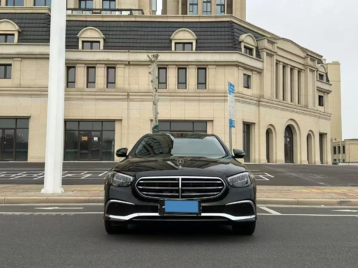 2022 Mercedes-Benz E Class 2.0T 258HP L4 9AT,autocango,china used car exporter,china ev exporter,chinese used car exporter,chinese used ev exporter