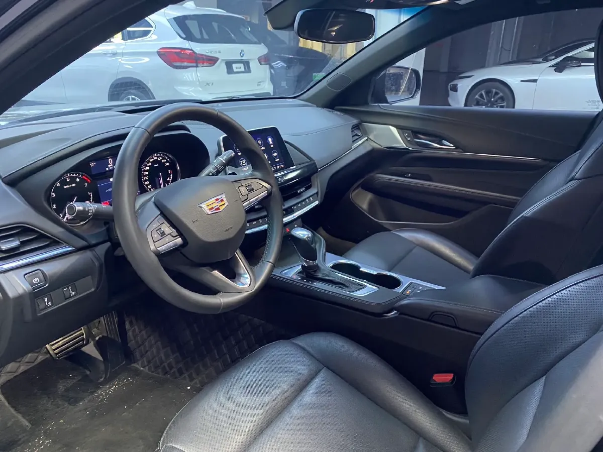 2023 Cadillac CT4 1.5T 211HP L4 8AT,autocango,china used car exporter,china ev exporter,chinese used car exporter,chinese used ev exporter