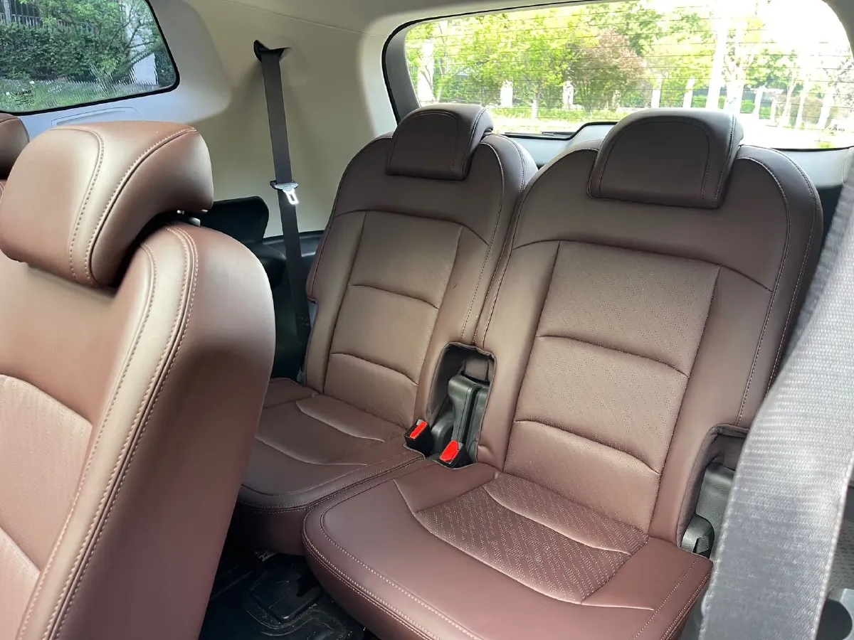 2022 Geely Okavango 1.8T 184HP L4 7DCT,autocango,china used car exporter,china ev exporter,chinese used car exporter,chinese used ev exporter