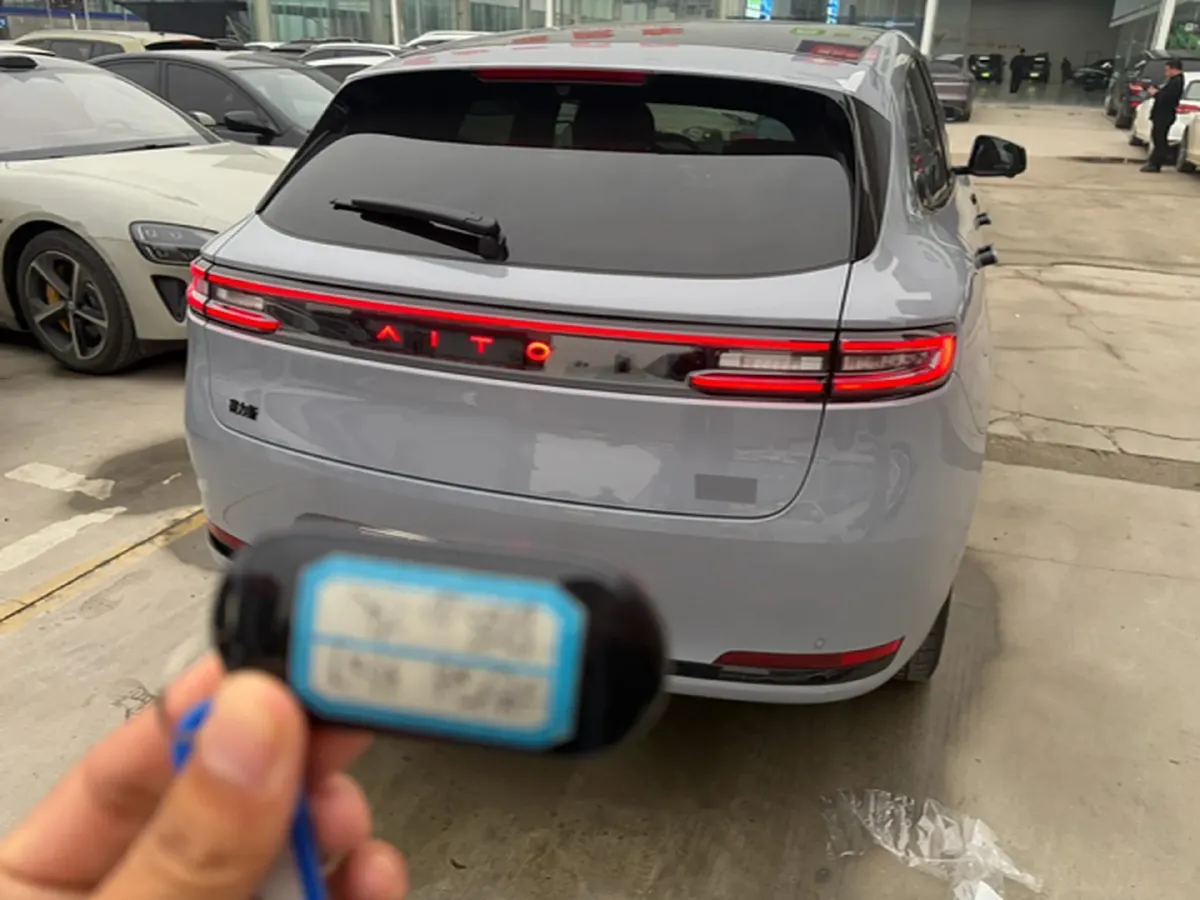 2025 AITO AITO M5 1.5T 152HP L4 REEV 42KWH,autocango,china used car exporter,china ev exporter,chinese used car exporter,chinese used ev exporter