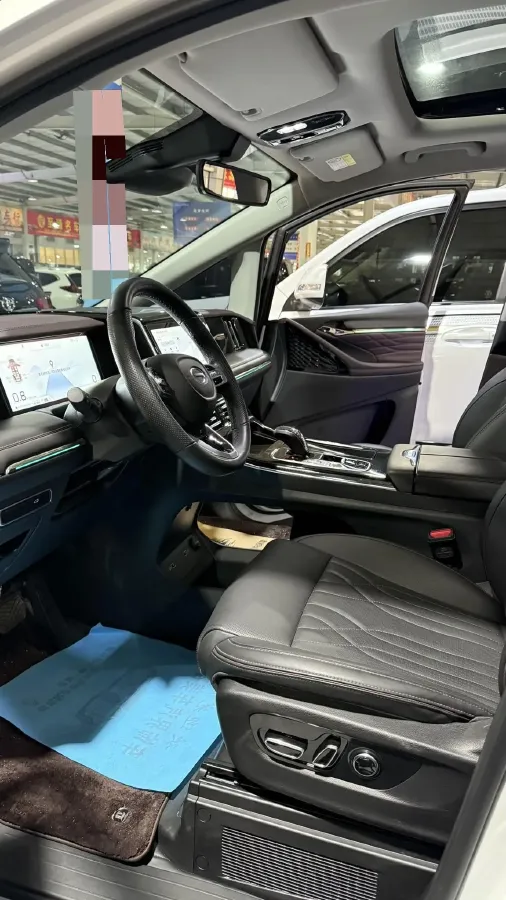 2023 GAC Trumpchi M8 2.0T 252HP L4 8AT,autocango,china used car exporter,china ev exporter,chinese used car exporter,chinese used ev exporter