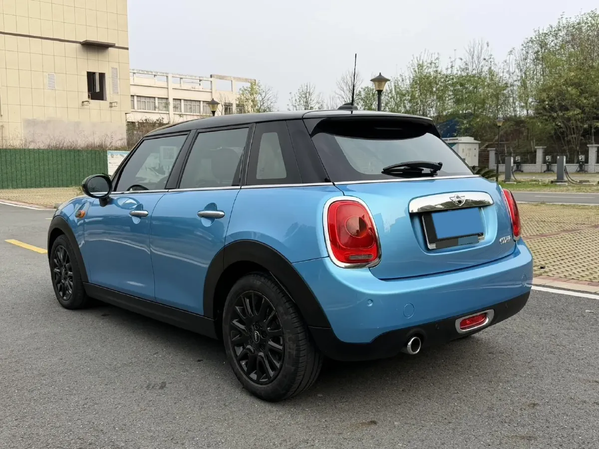 2016 MINI MINI 1.5T 136HP L3 6AT,autocango,china used car exporter,china ev exporter,chinese used car exporter,chinese used ev exporter