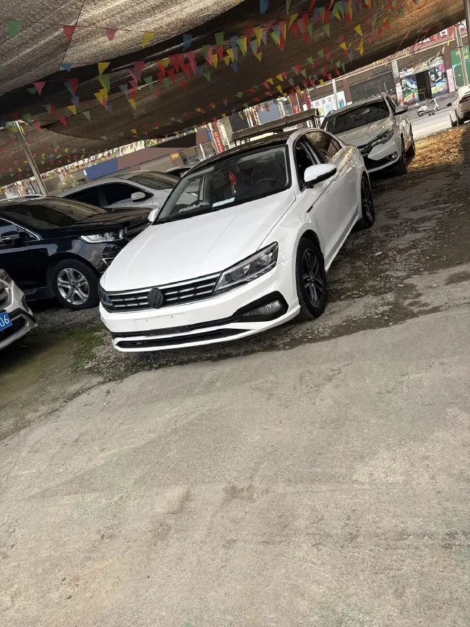 2021 Volkswagen Lamando 1.4T 150HP L4 7DCT,autocango,china used car exporter,china ev exporter,chinese used car exporter,chinese used ev exporter