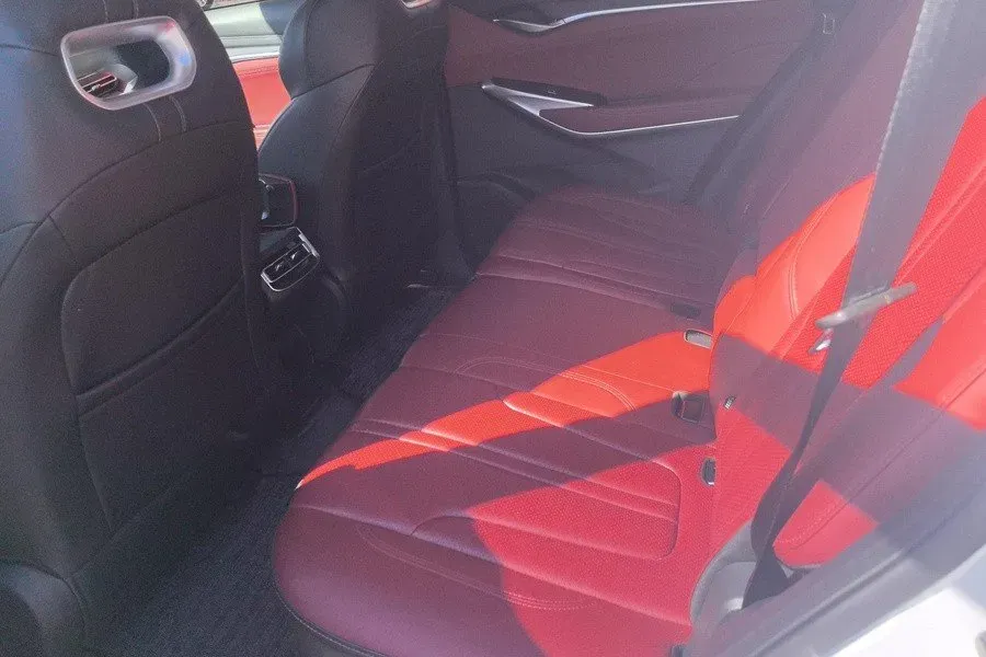 2020 ChangAn CS75 Plus 2.0T 233HP L4 8AT,autocango,china used car exporter,china ev exporter,chinese used car exporter,chinese used ev exporter