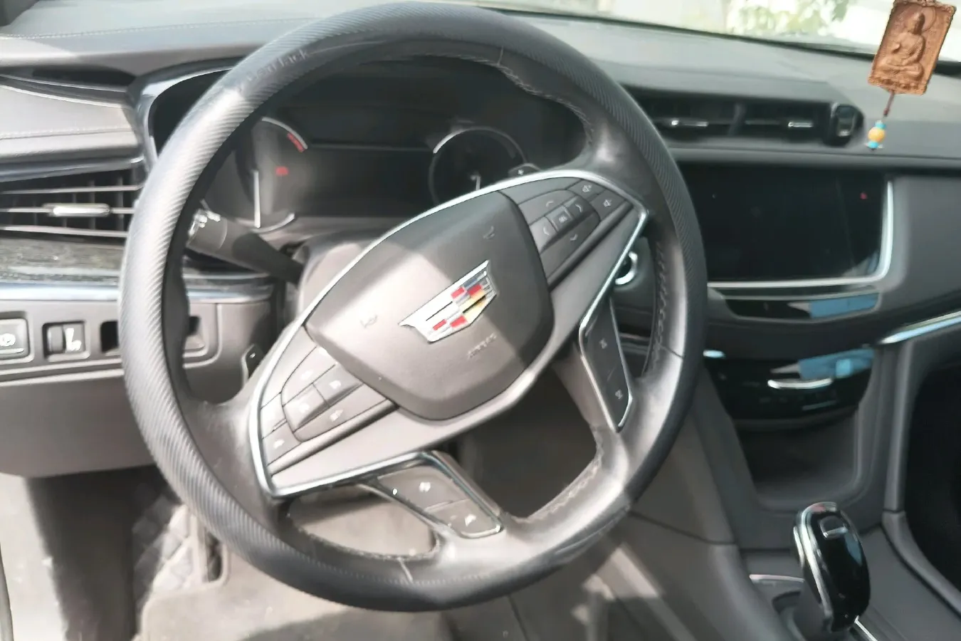 2021 Cadillac XT5 2.0T 237HP L4 9AT,autocango,china used car exporter,china ev exporter,chinese used car exporter,chinese used ev exporter