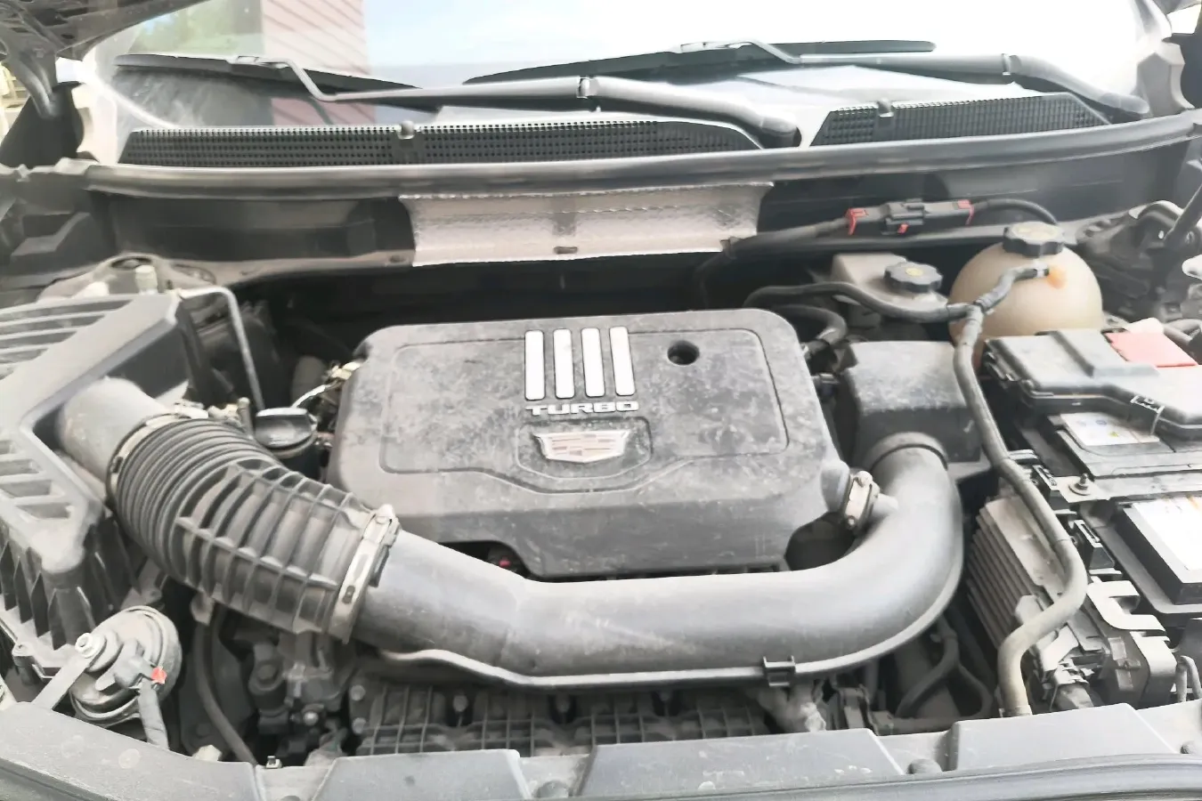 2021 Cadillac XT5 2.0T 237HP L4 9AT,autocango,china used car exporter,china ev exporter,chinese used car exporter,chinese used ev exporter