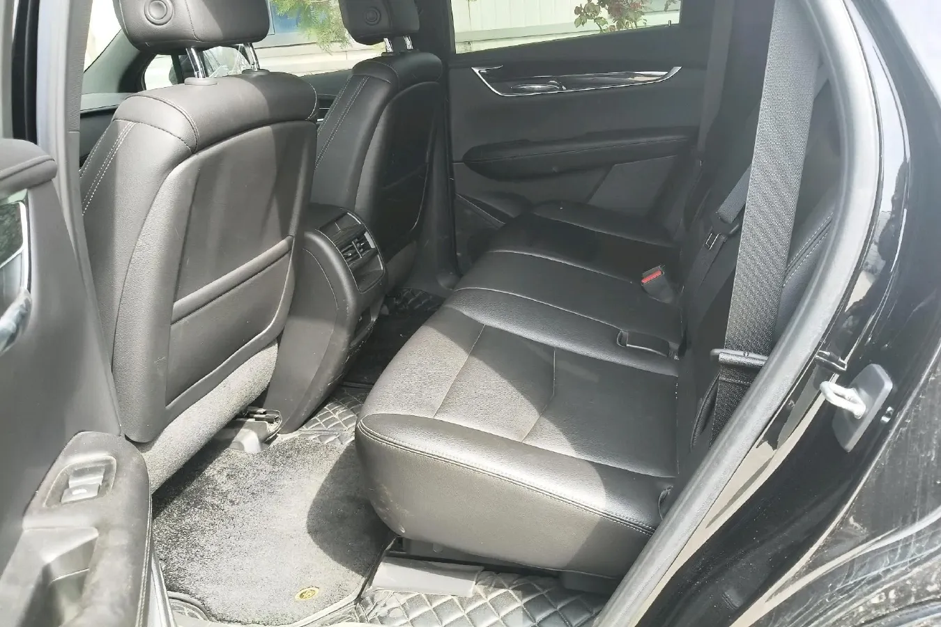 2021 Cadillac XT5 2.0T 237HP L4 9AT,autocango,china used car exporter,china ev exporter,chinese used car exporter,chinese used ev exporter