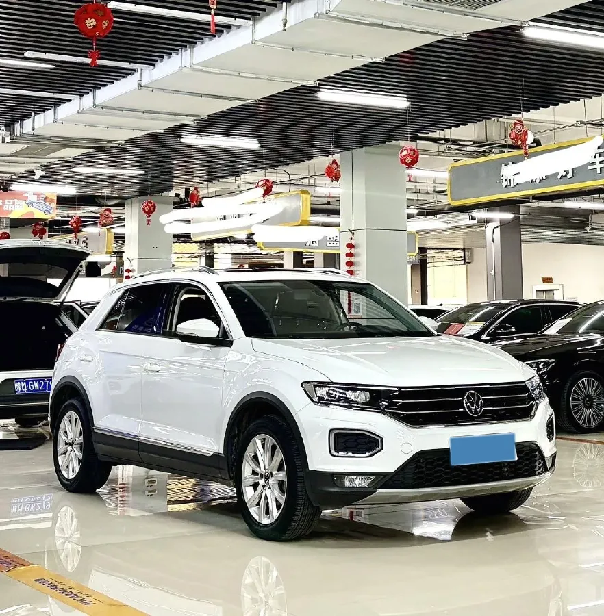 2022 Volkswagen T-Roc 1.4T 150HP L4 7DCT,autocango,china used car exporter,china ev exporter,chinese used car exporter,chinese used ev exporter