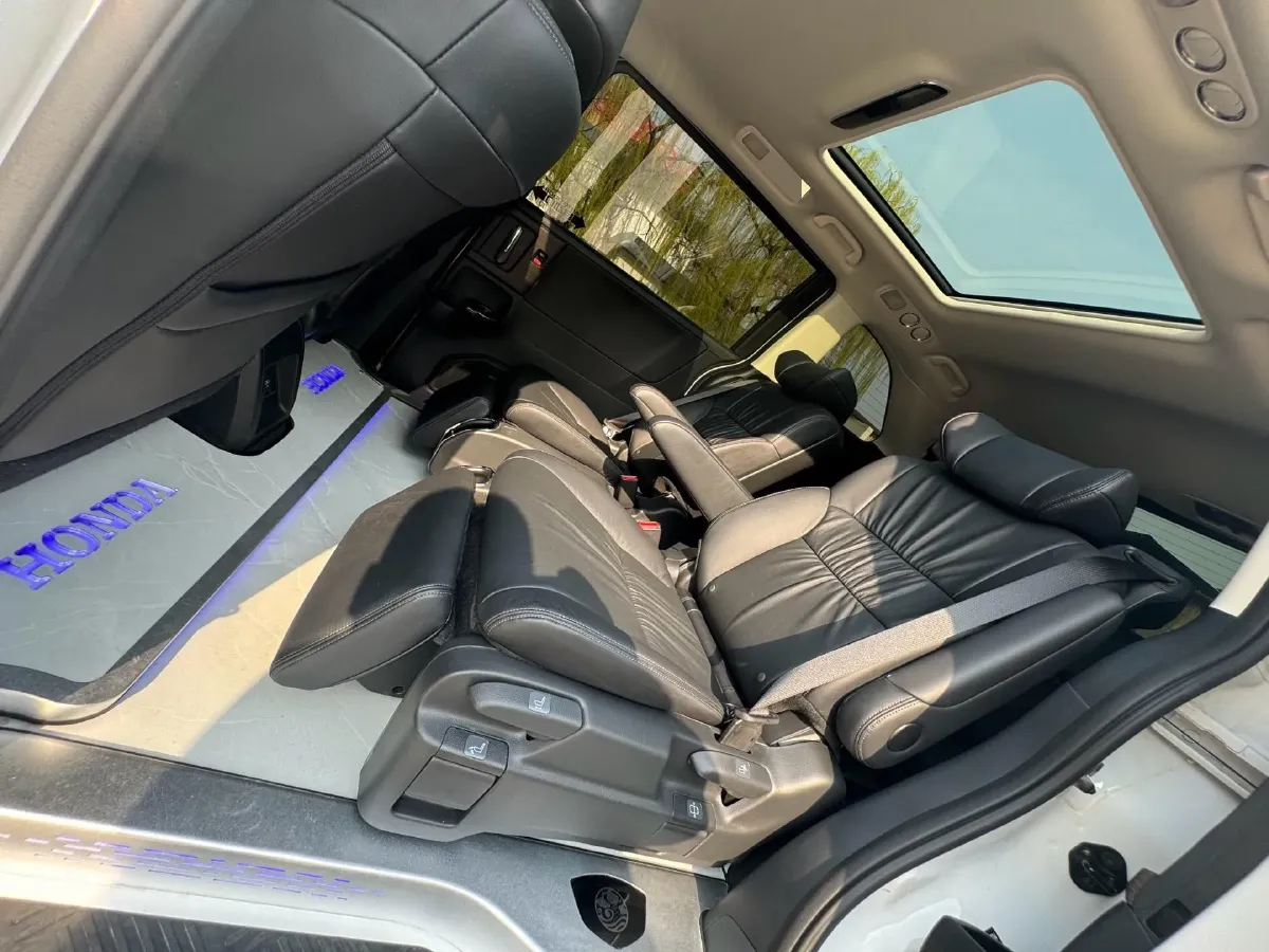 2022 Honda Odyssey 2.0L 146HP L4 E-CVT Hybrid,autocango,china used car exporter,china ev exporter,chinese used car exporter,chinese used ev exporter