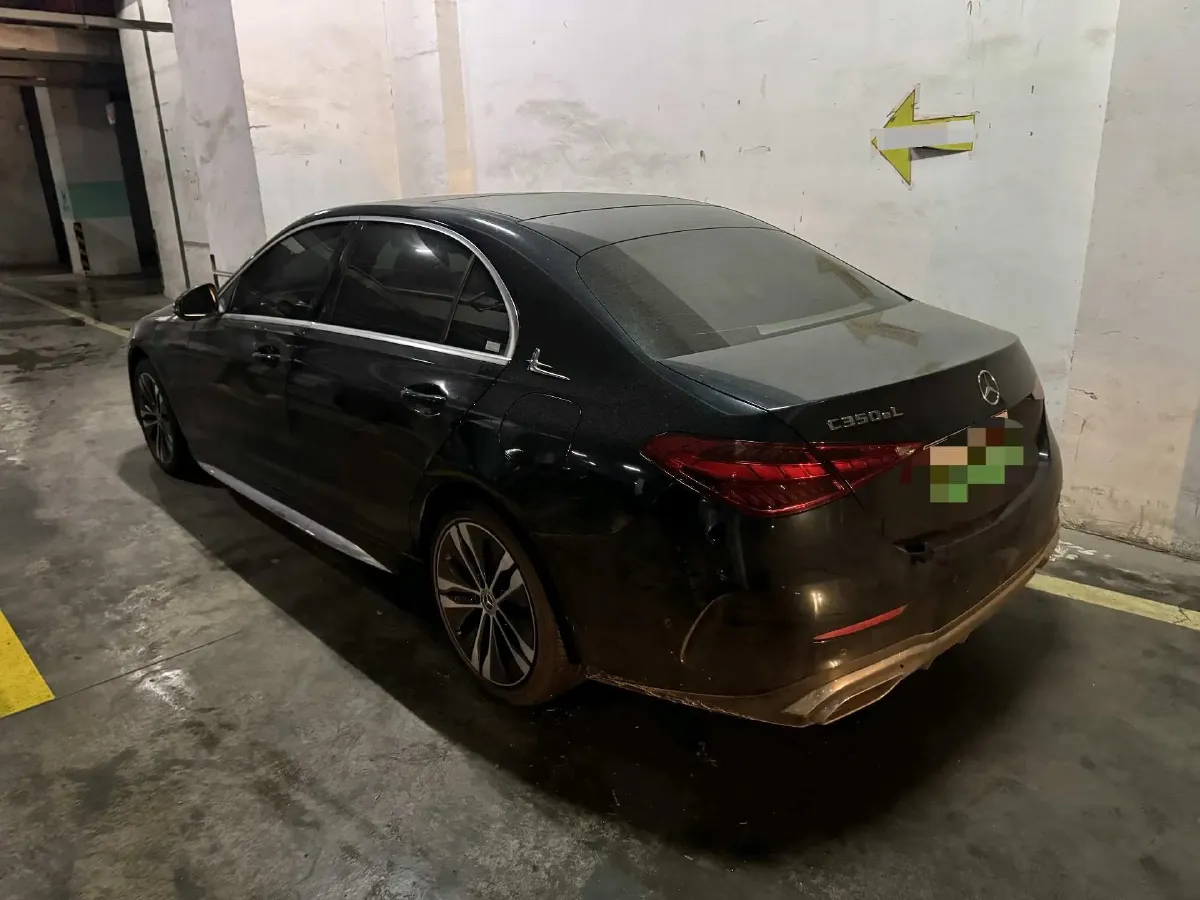 2023 Mercedes-Benz C Class 2.0T 204HP L4 9AT PHEV 25.4KWH,autocango,china used car exporter,china ev exporter,chinese used car exporter,chinese used ev exporter
