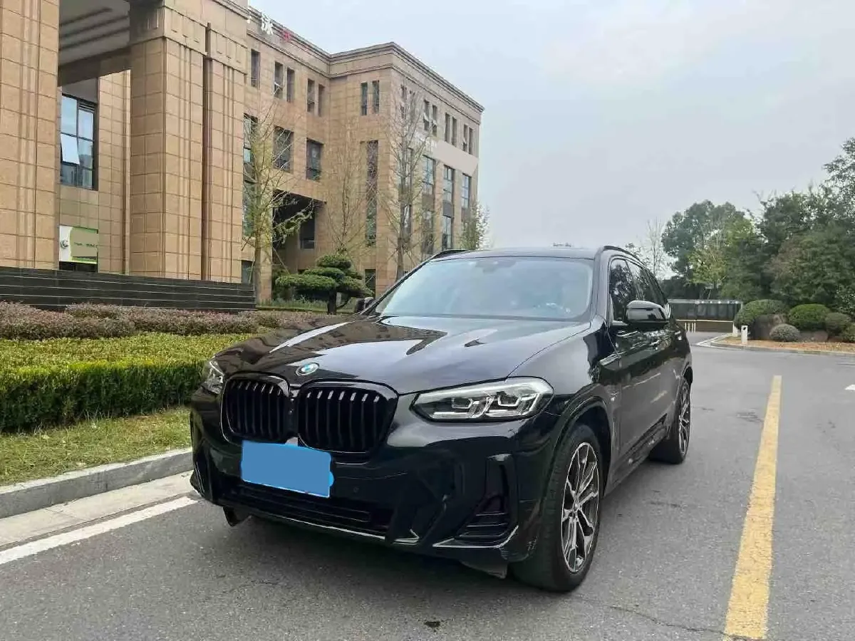 2023 BMW X3 2.0T 245HP L4 8AT,autocango,china used car exporter,china ev exporter,chinese used car exporter,chinese used ev exporter
