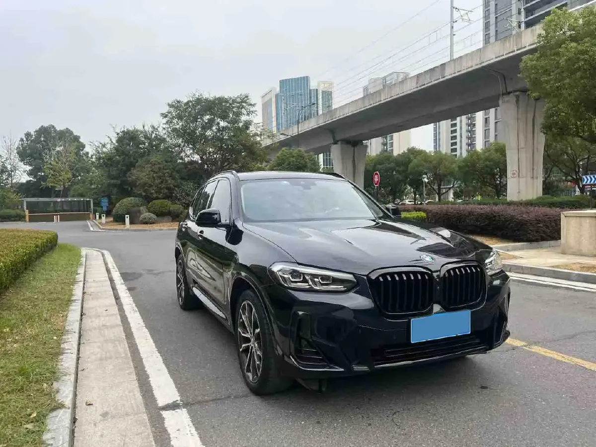 2023 BMW X3 2.0T 245HP L4 8AT,autocango,china used car exporter,china ev exporter,chinese used car exporter,chinese used ev exporter