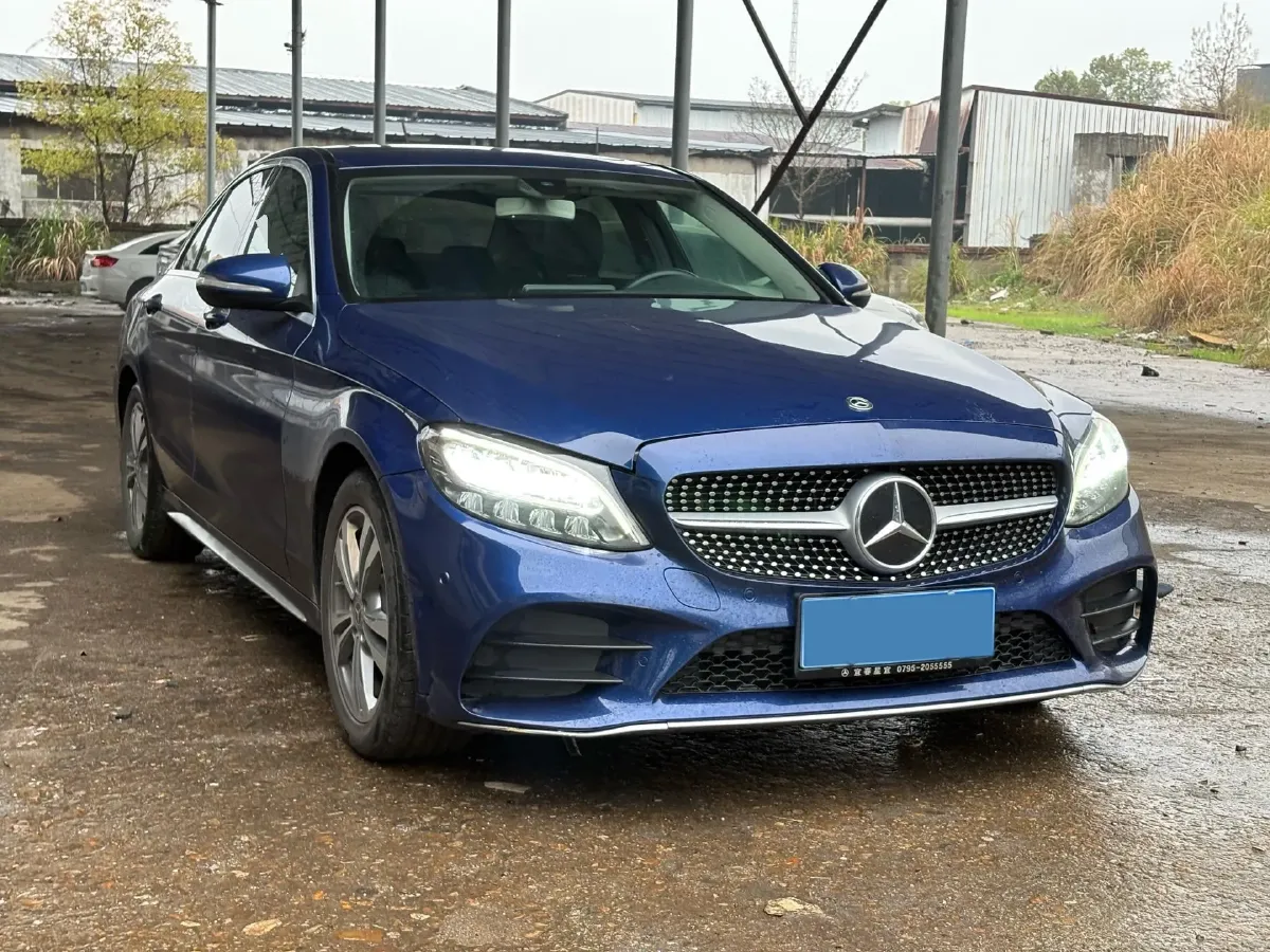 2020 Mercedes-Benz C Class 1.5T 156HP L4 9AT,autocango,china used car exporter,china ev exporter,chinese used car exporter,chinese used ev exporter