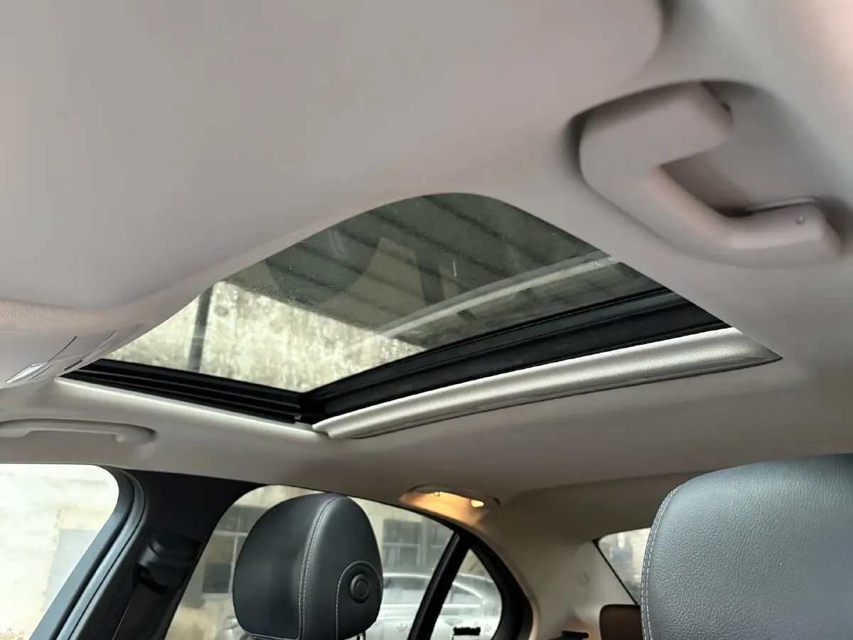 2020 Mercedes-Benz C Class 1.5T 156HP L4 9AT,autocango,china used car exporter,china ev exporter,chinese used car exporter,chinese used ev exporter