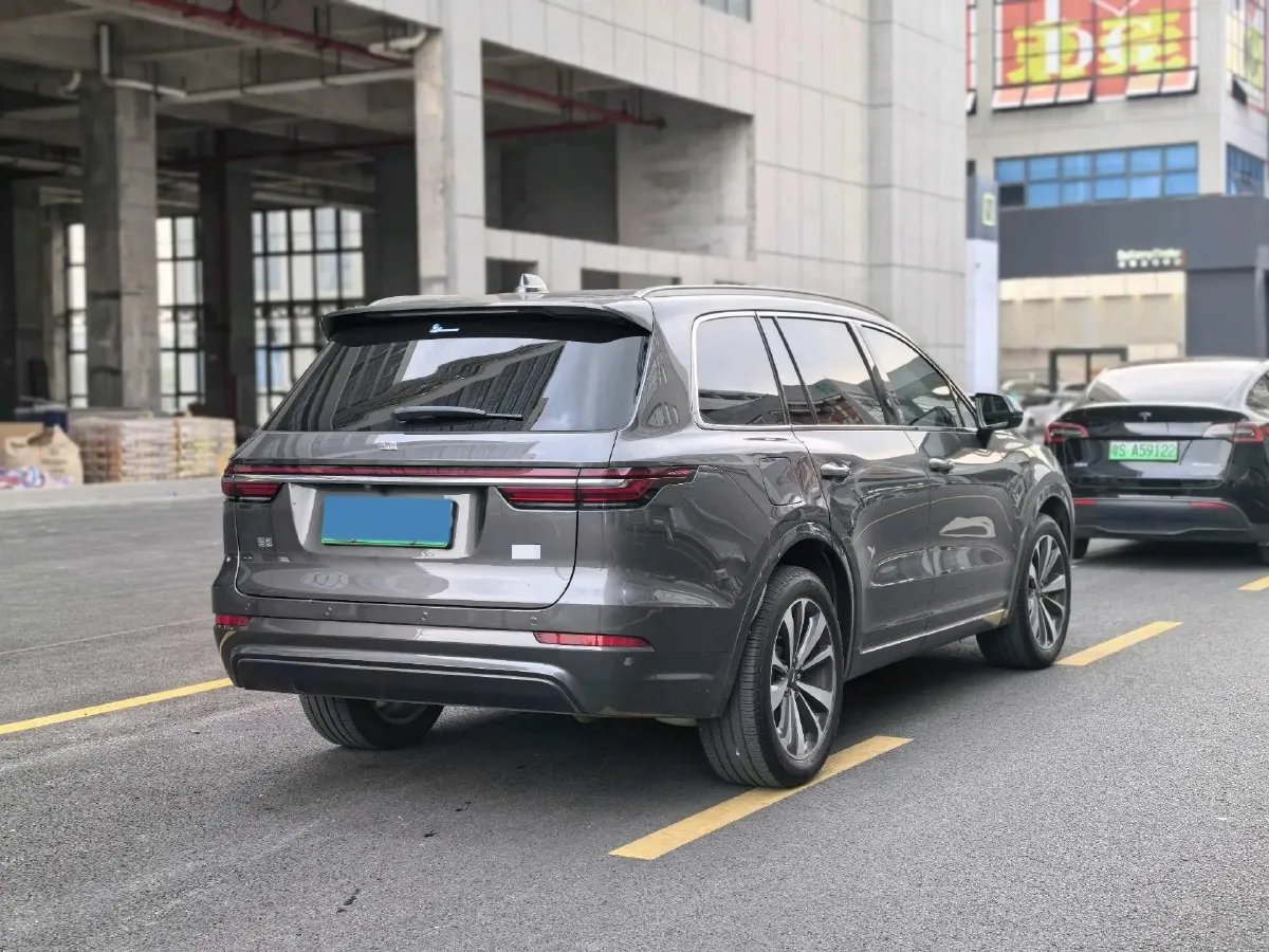 2020 Li ONE Range Extended 131HP REEV 40.5KWH,autocango,china used car exporter,china ev exporter,chinese used car exporter,chinese used ev exporter