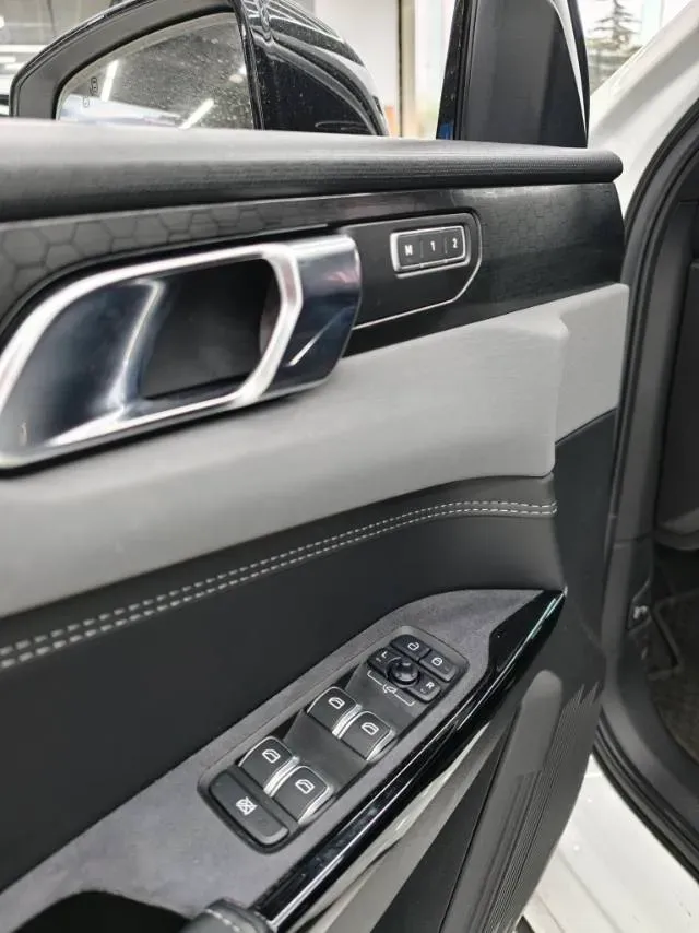 2022 LYNK&CO 03 1.5T 180HP L3 7DCT,autocango,china used car exporter,china ev exporter,chinese used car exporter,chinese used ev exporter