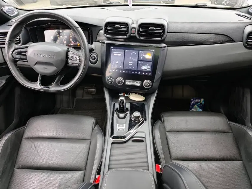 2022 LYNK&CO 03 1.5T 180HP L3 7DCT,autocango,china used car exporter,china ev exporter,chinese used car exporter,chinese used ev exporter