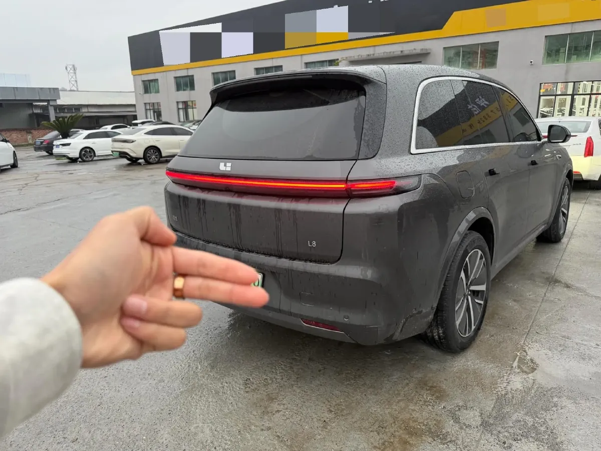 2024 Ford Bronco 2.3T 275HP L4 10AT,autocango,china used car exporter,china ev exporter,chinese used car exporter,chinese used ev exporter