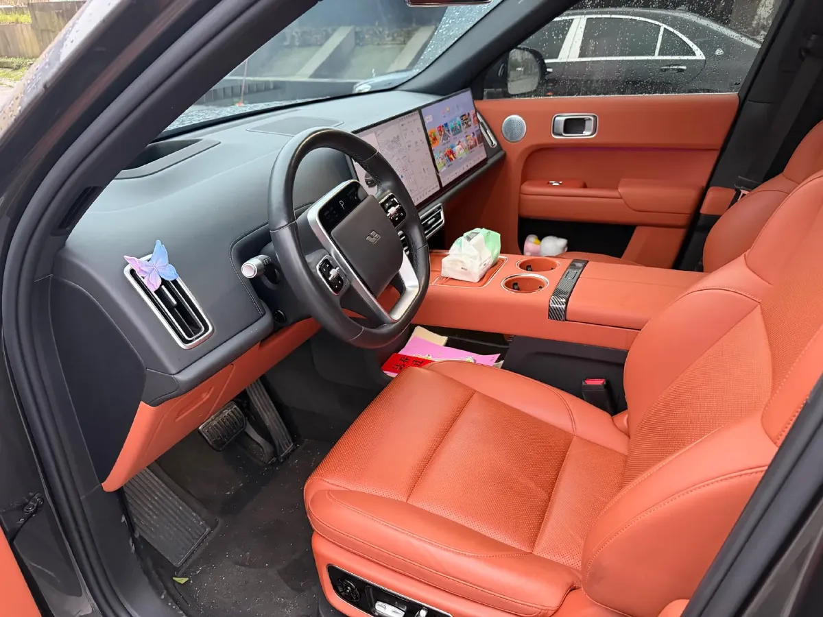 2024 Ford Bronco 2.3T 275HP L4 10AT,autocango,china used car exporter,china ev exporter,chinese used car exporter,chinese used ev exporter