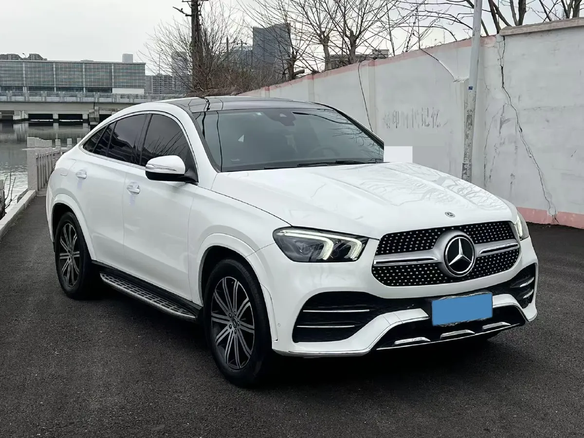 2022 Mercedes-Benz GLE Coupe 2.0T 258HP L4 9AT,autocango,china used car exporter,china ev exporter,chinese used car exporter,chinese used ev exporter