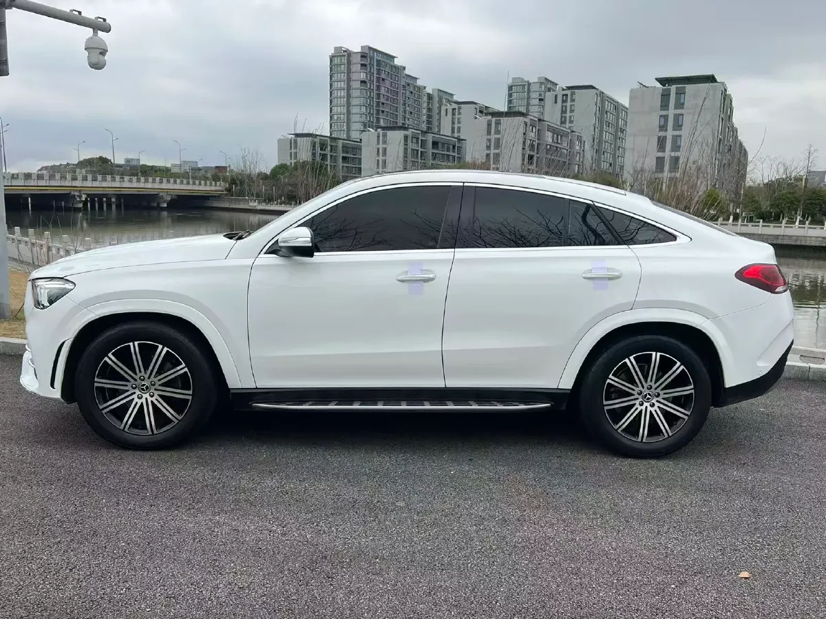 2022 Mercedes-Benz GLE Coupe 2.0T 258HP L4 9AT,autocango,china used car exporter,china ev exporter,chinese used car exporter,chinese used ev exporter