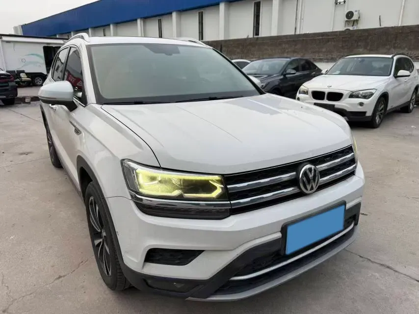 2019 Jeep Compass 1.3T 173HP L4 9AT,autocango,china used car exporter,china ev exporter,chinese used car exporter,chinese used ev exporter