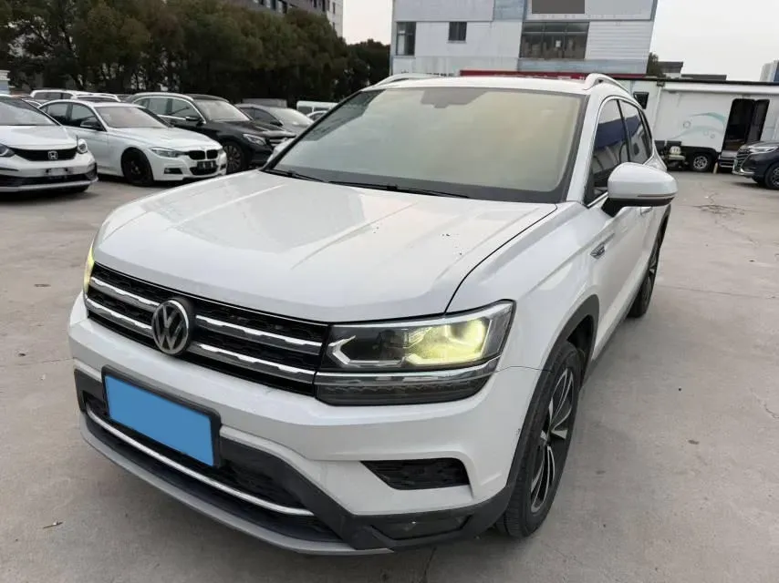 2019 Jeep Compass 1.3T 173HP L4 9AT,autocango,china used car exporter,china ev exporter,chinese used car exporter,chinese used ev exporter