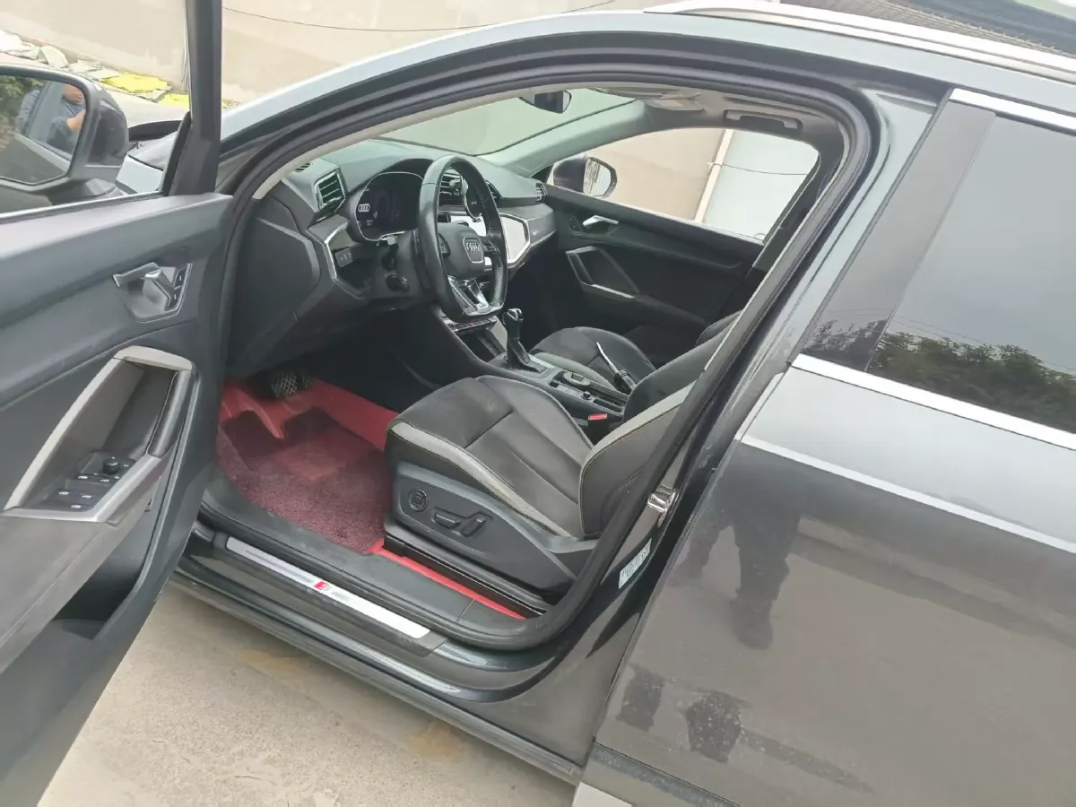 2021 Audi Q3 1.4T 150HP L4 7DCT,autocango,china used car exporter,china ev exporter,chinese used car exporter,chinese used ev exporter