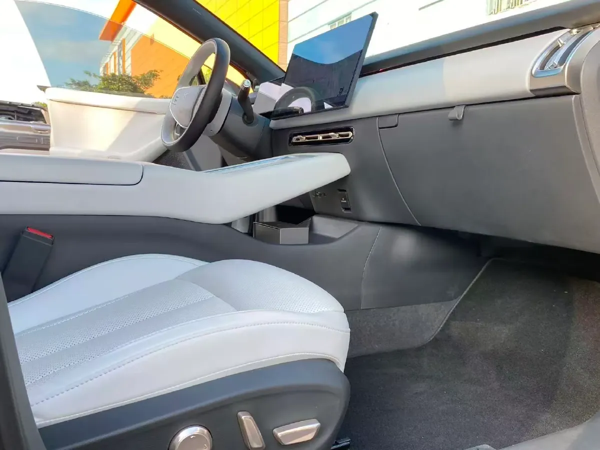 2024 Xpeng P7+ BEV 60.7KWH,autocango,china used car exporter,china ev exporter,chinese used car exporter,chinese used ev exporter