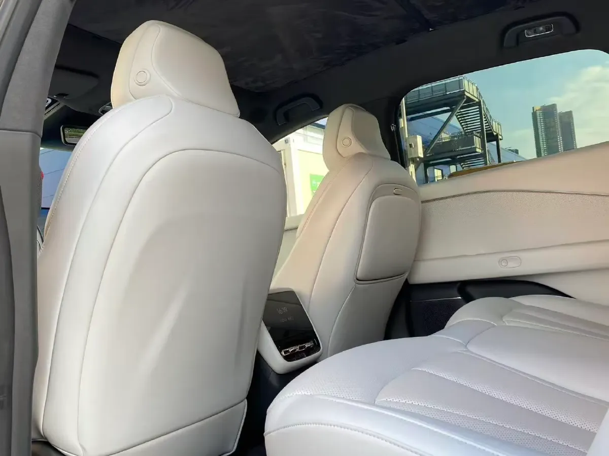 2024 Xpeng P7+ BEV 60.7KWH,autocango,china used car exporter,china ev exporter,chinese used car exporter,chinese used ev exporter