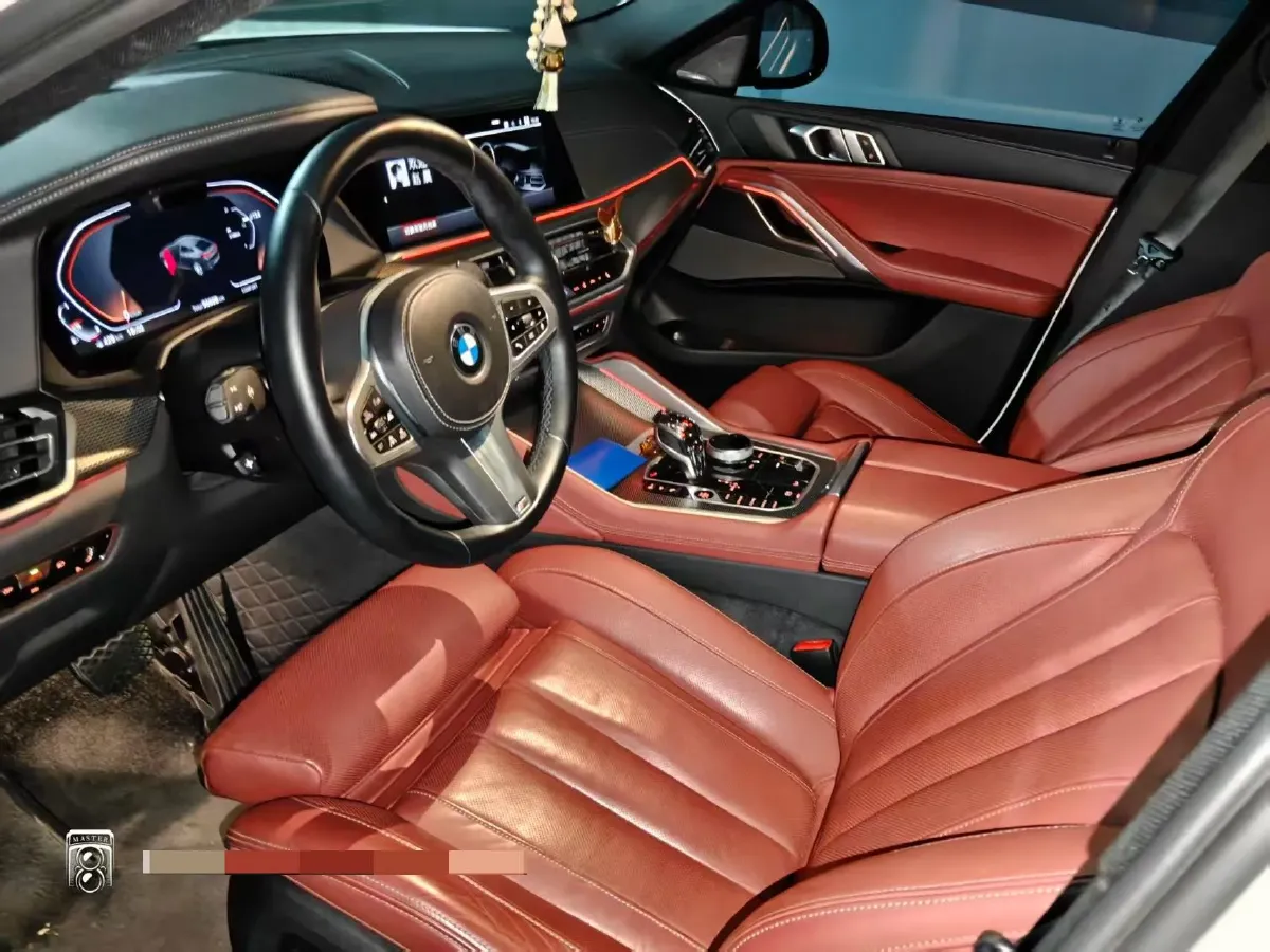 2022 BMW X6 3.0T 333HP L6 8AT,autocango,china used car exporter,china ev exporter,chinese used car exporter,chinese used ev exporter