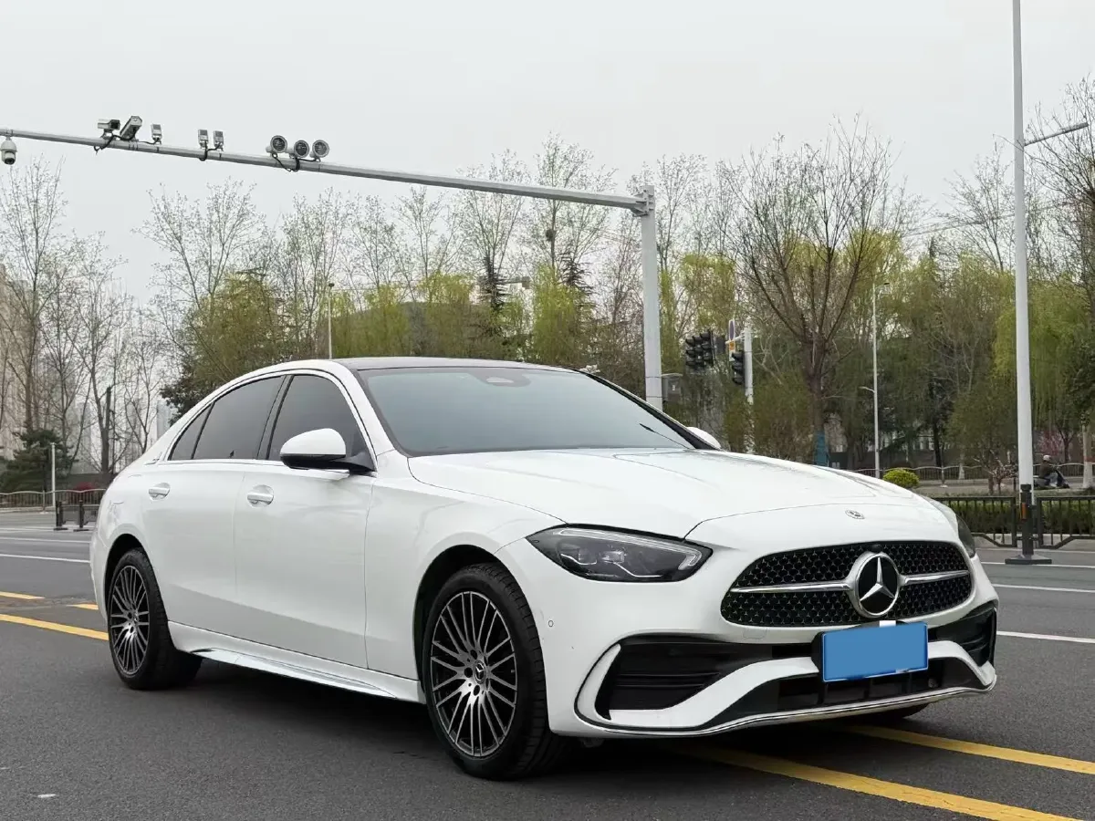 2024 Mercedes-Benz C Class 1.5T 204HP L4 9AT,autocango,china used car exporter,china ev exporter,chinese used car exporter,chinese used ev exporter