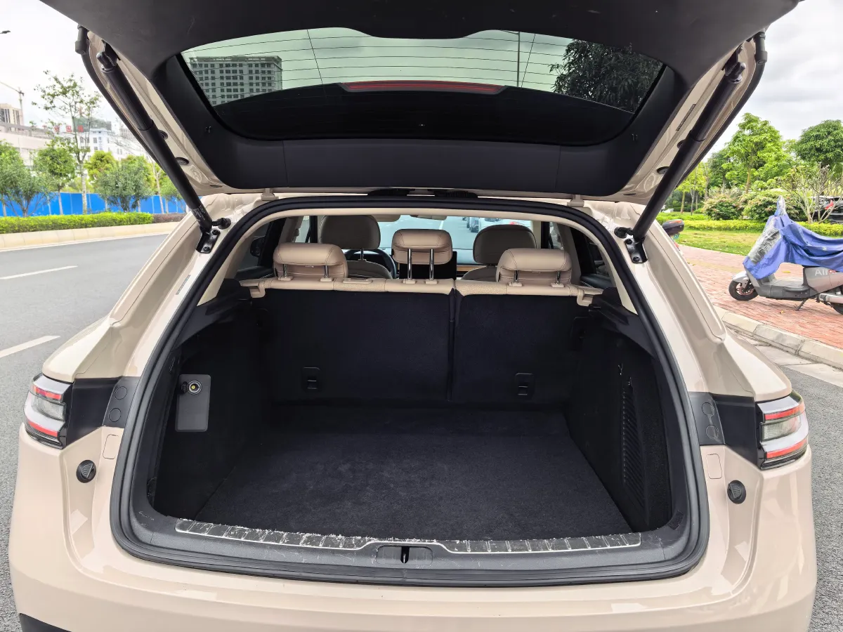 2022 Lincoln Corsair 2.0T 245HP L4 8AT,autocango,china used car exporter,china ev exporter,chinese used car exporter,chinese used ev exporter