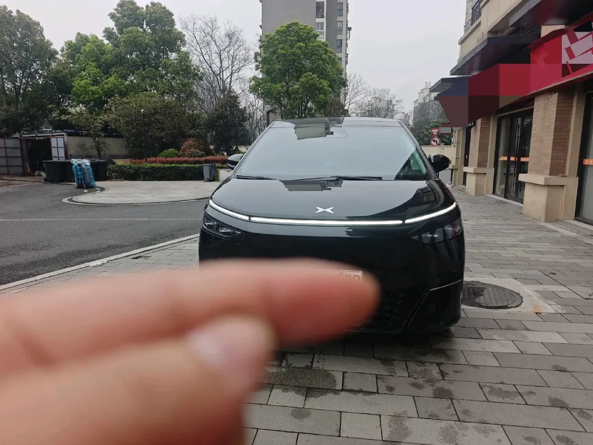 2024 Xpeng X9 BEV 101.5KWH,autocango,china used car exporter,china ev exporter,chinese used car exporter,chinese used ev exporter